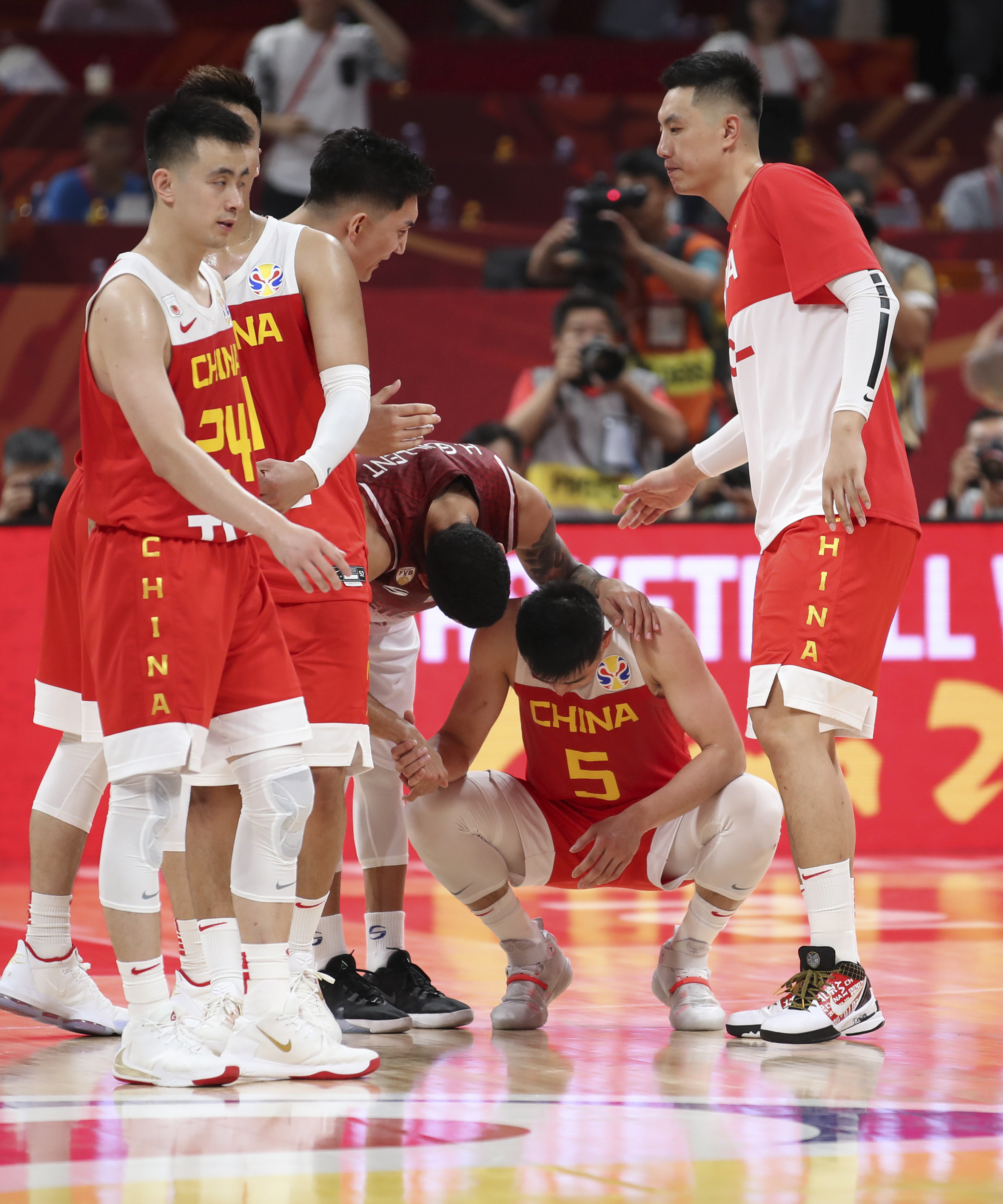 关于委内瑞拉男篮力克巴拿马，锁定中美区小组第一的信息